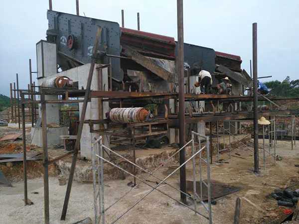 山东欧洲重锤破碎机站价格