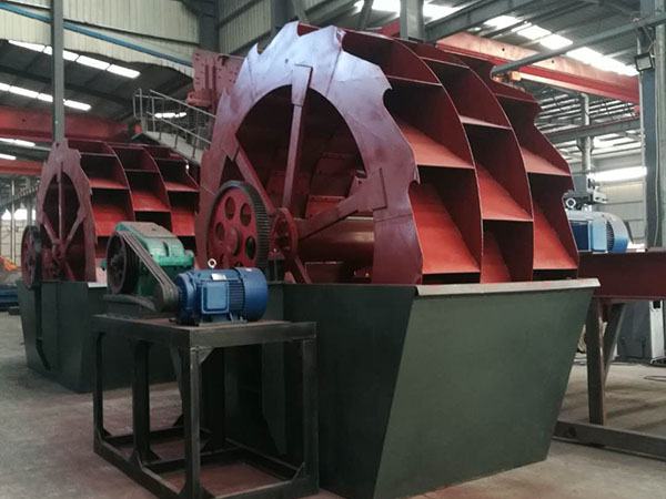 湖南小型轮胎式移动破碎机站