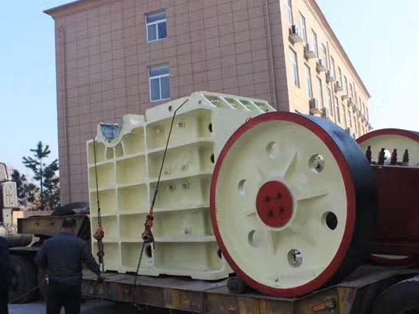 内蒙古新型重锤破碎机图片