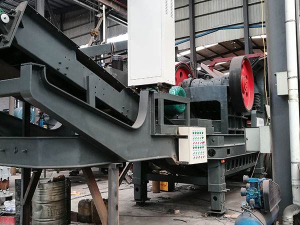 甘肃轮胎式移动破碎机电压