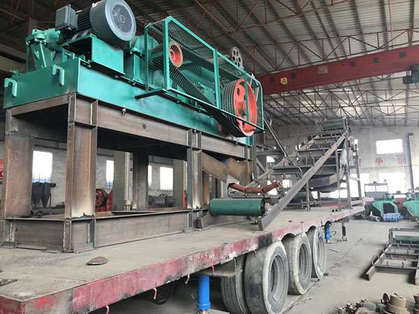 河北半重锤破碎机移动式破碎站