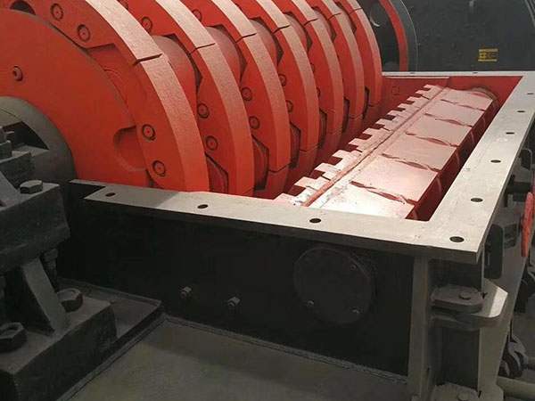 青海轮式重锤破碎机机械设备