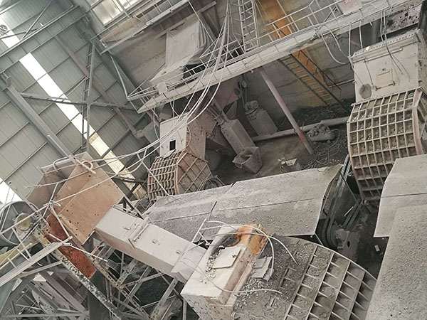 山东轮式移动破碎机价格