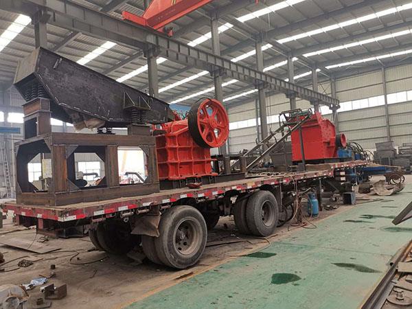 四川大型移动破碎机图片