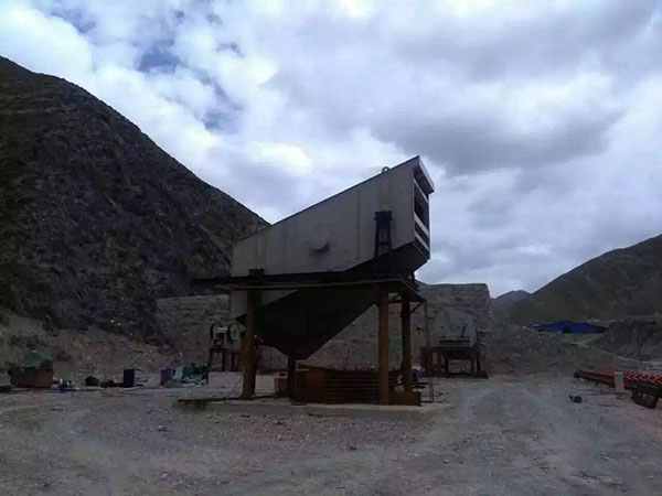 青海哪里租移动破碎机多少吨