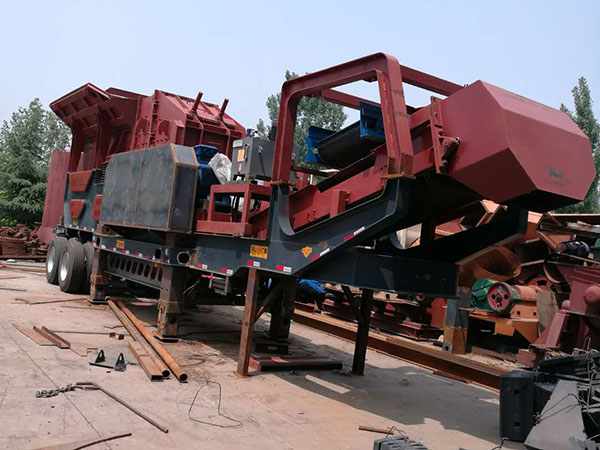 湖北小型移动移动破碎机售价