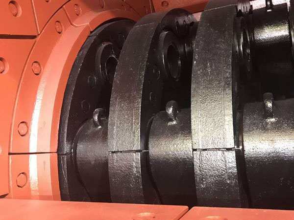 江苏大形车载重锤破碎机移动式破碎站
