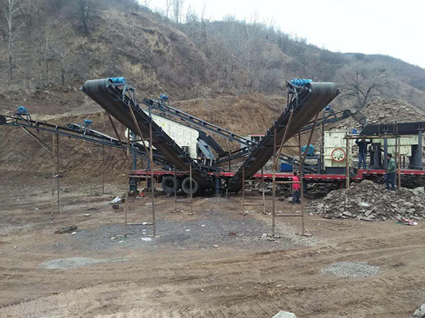 移动破碎机移动破碎站