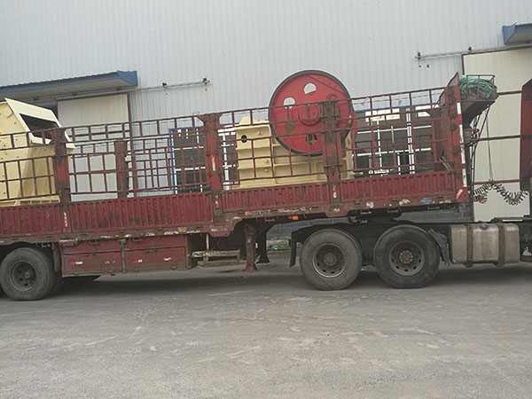 鄂破移动式破碎机移动破碎站